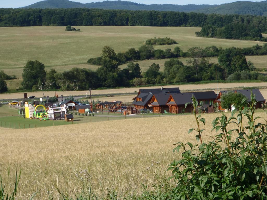 Ubytovanie Koliba Pacho - Zrub Zuzka Prievidza Zewnętrze zdjęcie